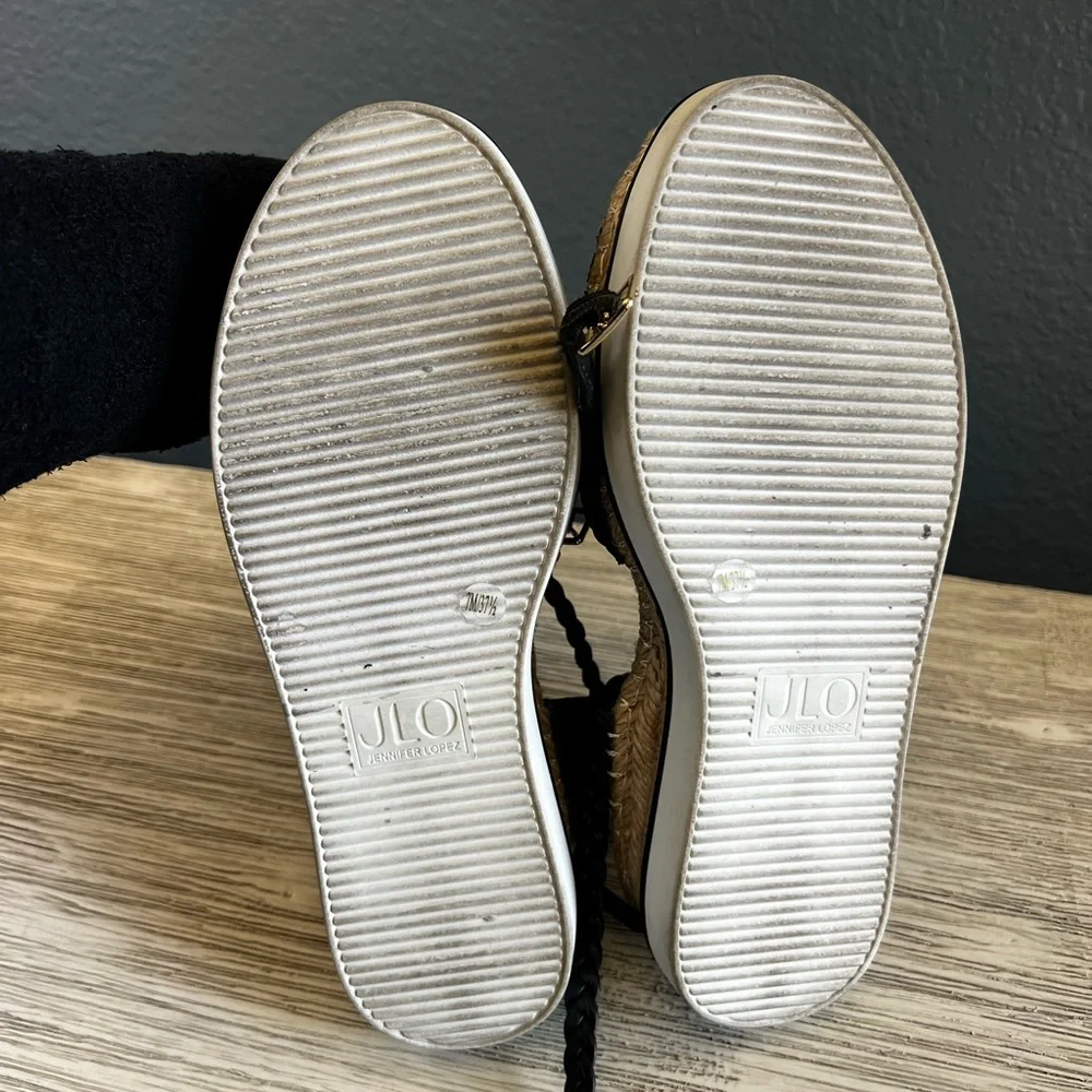 LIKE NEW!!! Jennifer Lopez Black and Cream Espadrilles